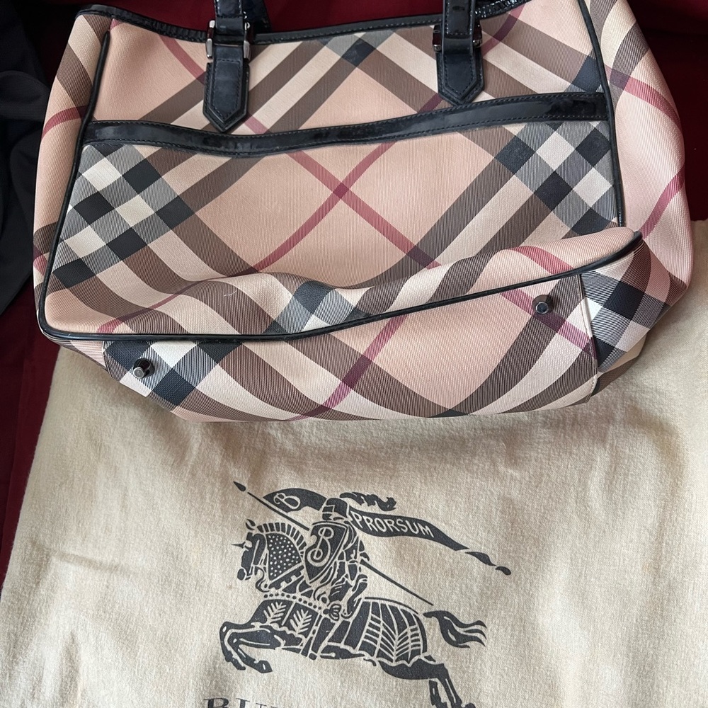 Like new Burberry handbag